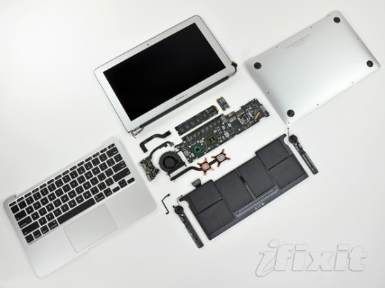 02-01 จับของใหม่มารื้อชิ้นส่วน เครื่อง Apple MacBook Air A1370 โดนเปิดซะแล้ว