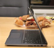 Tohsiba ตระกูล Satellite ตัวจริงมาแล้ว โดยเป็น Ultrabook  ขนาดหน้าจอ 14 นิ้ว ที่ราคาเริ่มต้น $799