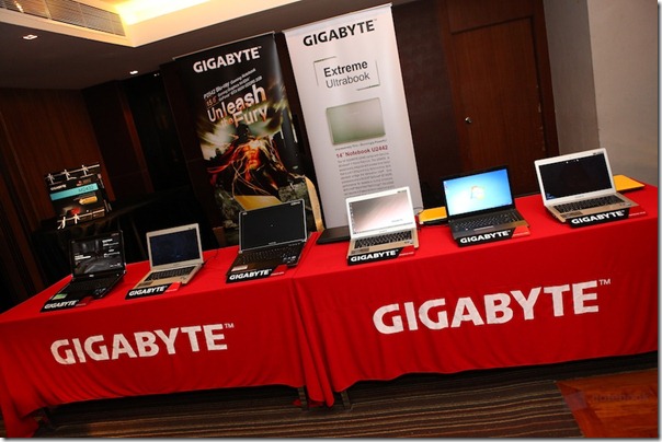 GIGABYTE Opening Ultrabook Gaming 025