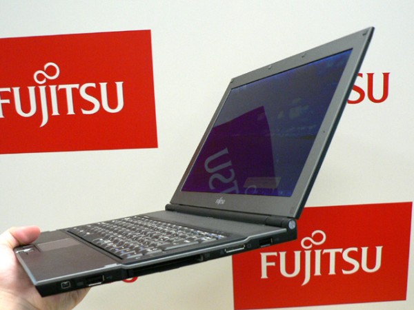 fujitsu_notebook_with_SSD