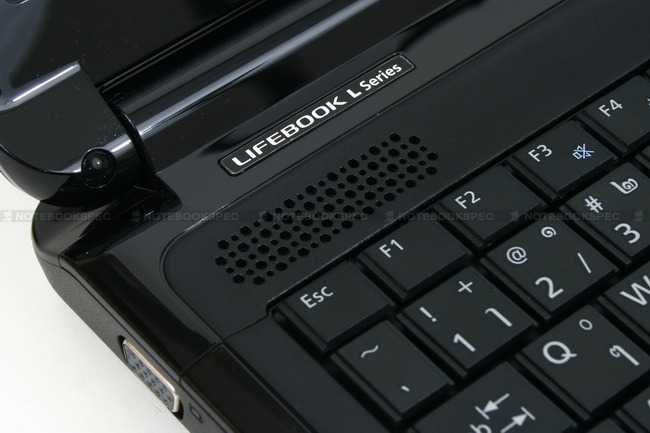 Fujitsu-Lifebook-LH530v-23