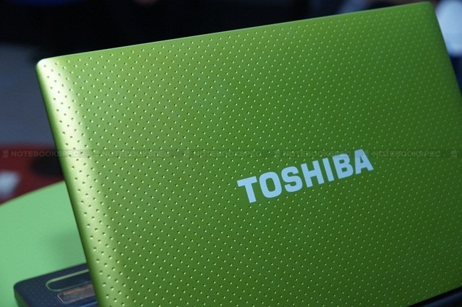 Toshiba NB520 14