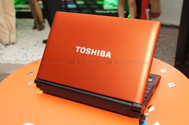 Toshiba NB520 26