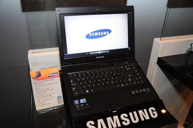 Samsung-Notebook-36