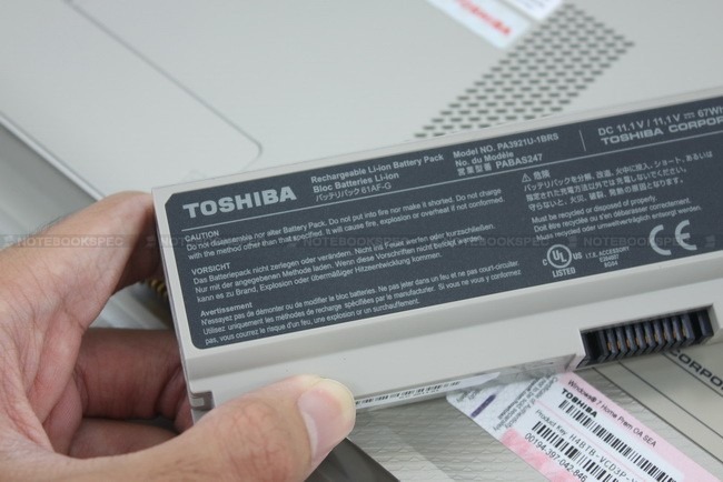 Toshiba-E300-44