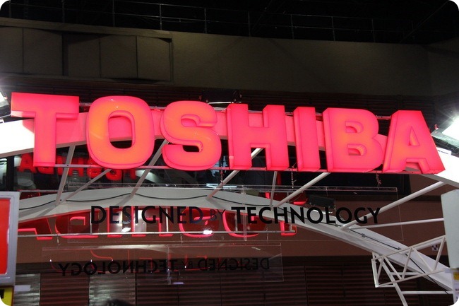 n4g Commart CeMart 2011 Toshiba 01