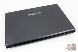 Gigabyte-Q2432A-03