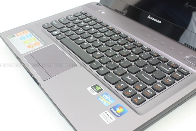 Lenovo-Ideapad-Y470-37