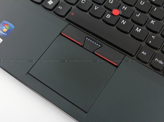 Lenovo-Thinkpad-EDGE-E220s-28