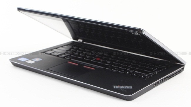 Lenovo-Thinkpad-EDGE-E220s-36