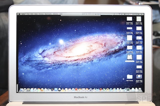 Review Apple MacBook Air Mid 2011 5