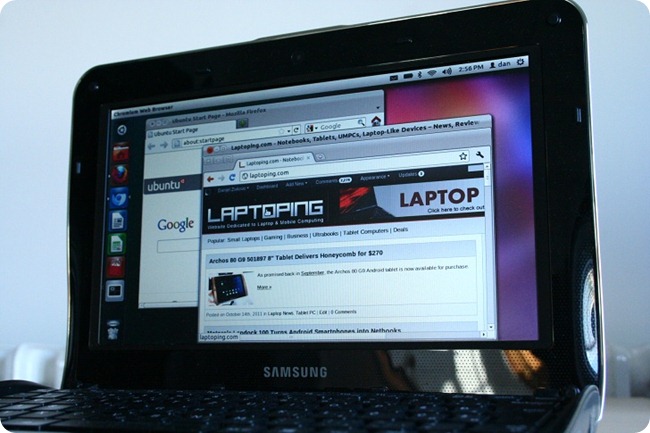 Ubuntu-11.10-vs-Windows-on-a-Netbook