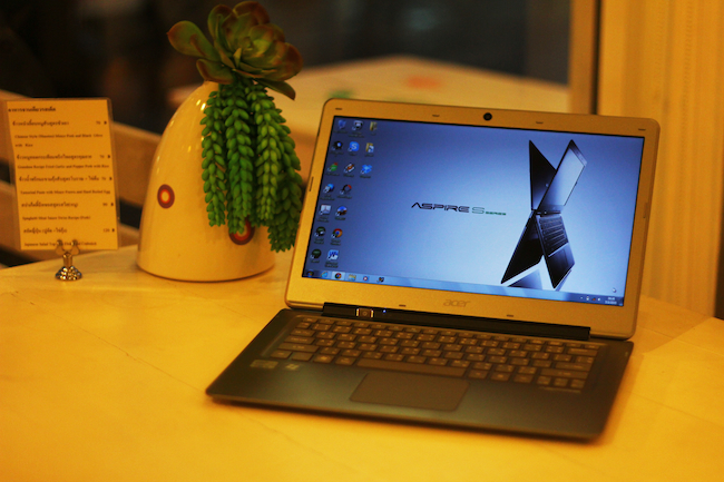 Acer S3 Review 1