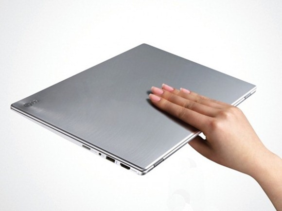 LG_Ultrabook_Z330_02-580x434