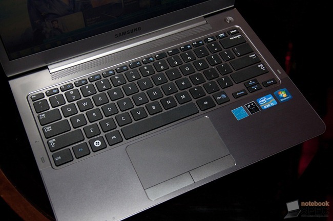 Samsung-Series-5-ultrabook-launched (19)