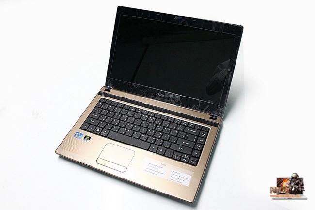 Acer-Aspire-4752G-03