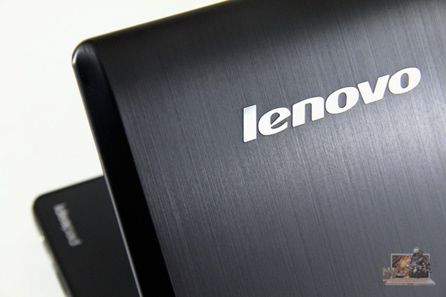 Lenovo IdeaPad Y580 Review 7