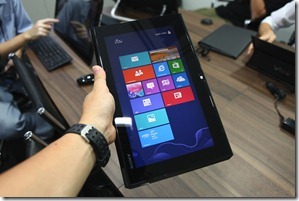 Sony Vaio Duo 11 Preview 027