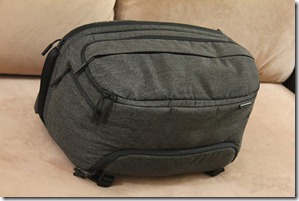 Incase DSLR Pro Sling Pack Review 002