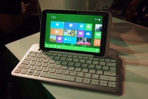 Acer Iconia W3 Tablet with keyboard