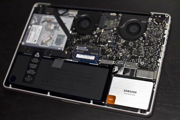 Samsung-470-Series-SSD-in-MacBook-Pro
