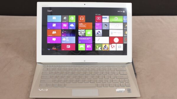 Sony Vaio Duo 13 Review 001