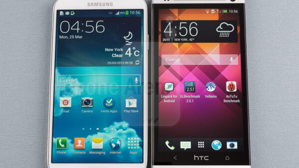 Samsung Galaxy S4 vs HTC One 01 e1367610190686