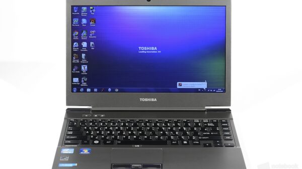 Toshiba Z830 Review 006