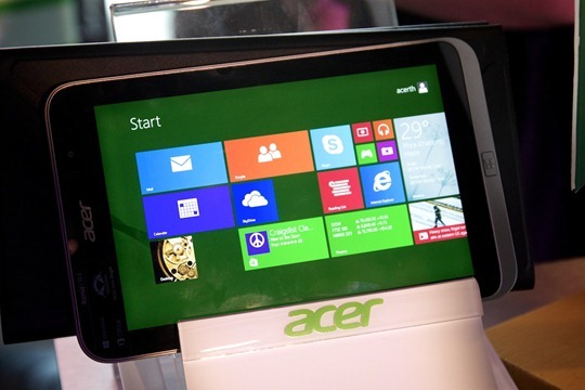 Acer-Iconia-W4-Hands-on-Notebookspec 001