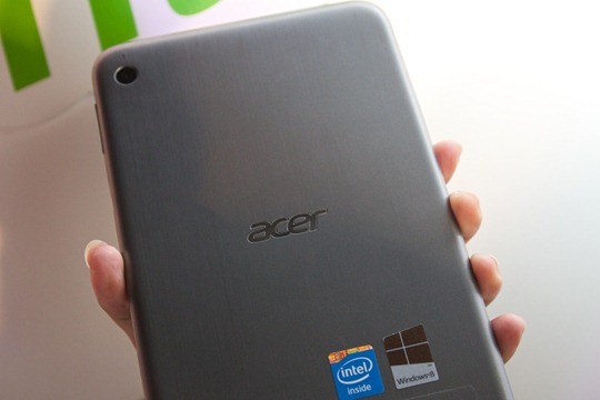 Acer-Iconia-W4-Hands-on-Notebookspec 007