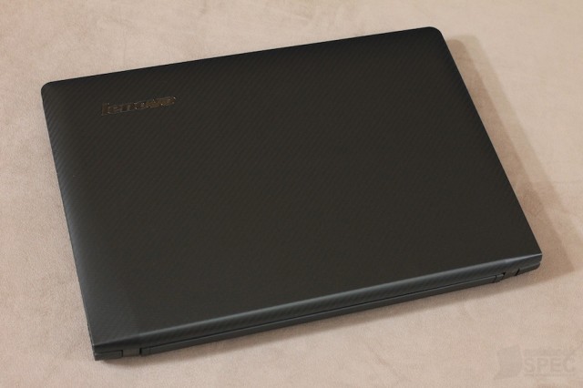 Lenovo IdeaPad Y400 Review 025