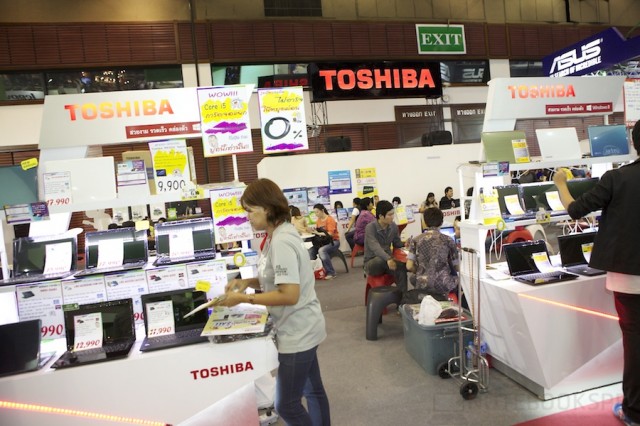 Commart Summer Sale 2014 ASUS Toshiba Dell Sony 042