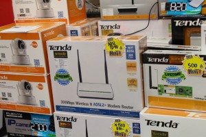 Tenda wireless router commart2014 5