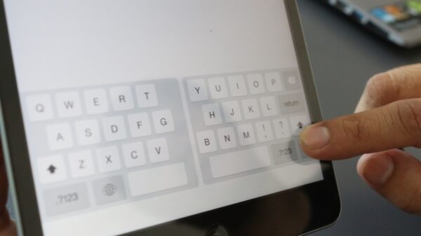 iPad Keyboard Slide 5