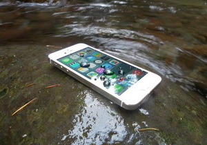 spray waterproof iPhones 01 300