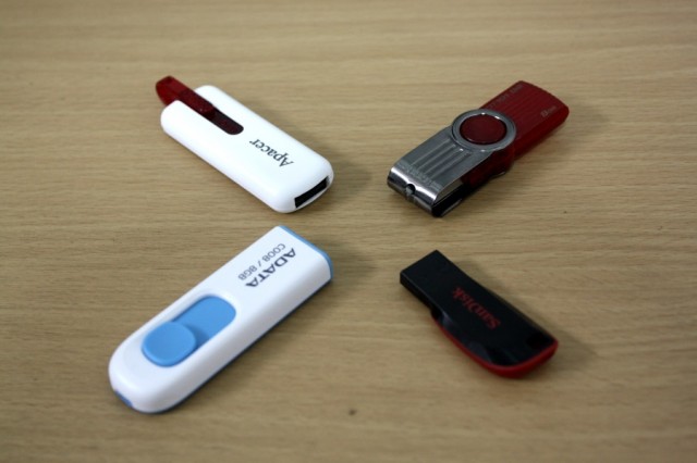 group-usb-flash drive (3)