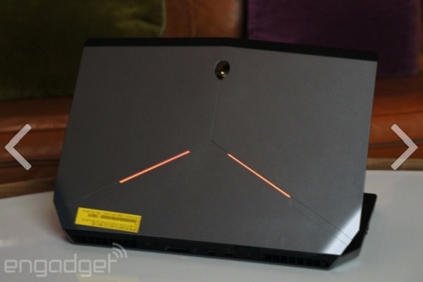 Alienware 13 02 600