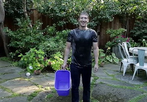 TEASER Mark Zuckerberg takes ice bucket challenge and nominates Bill Gates