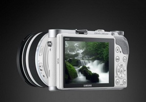 NX500 Tizen Camera 01 300