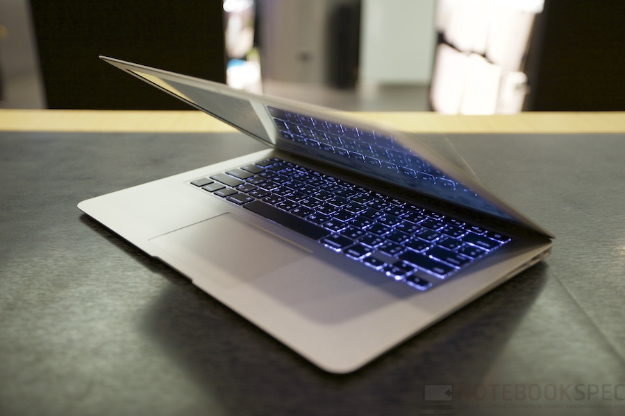 MacBook Air 2015 Review 029