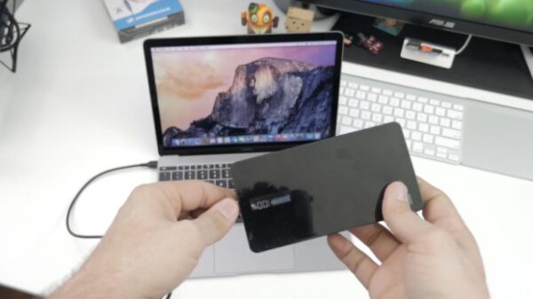 retina macbook external battery pack