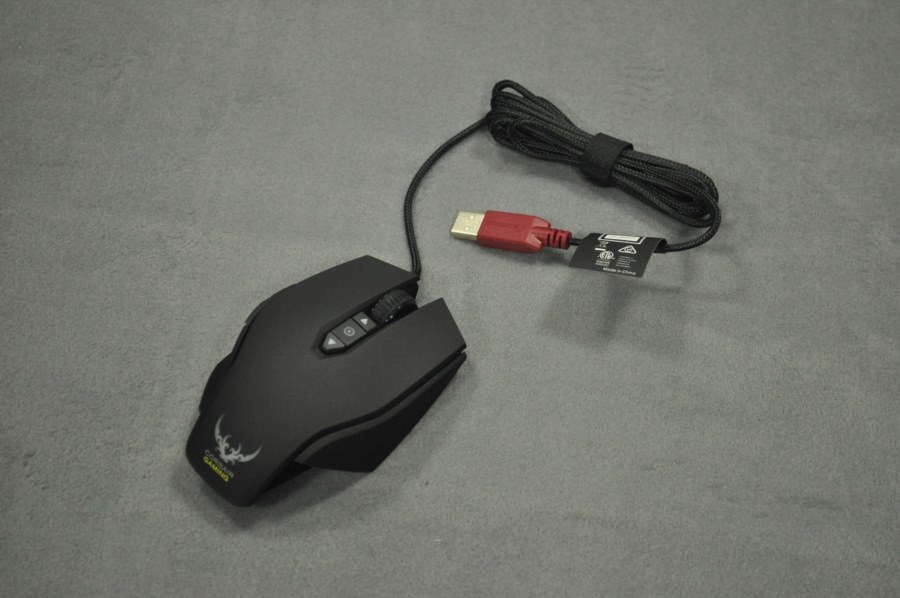 Corsair M65 RGB Mouse Gaming  (1-3)