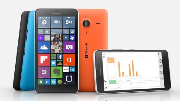 Lumia 640 XL LTE DSIM beauty1 jpg