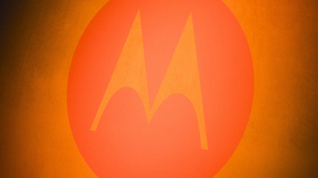 Motorola โดนสั่งจ่ายเงิน Fujifilm 3.41 แสนล้านบาท ข้อหาละเมิดสิทธิบัตร ...