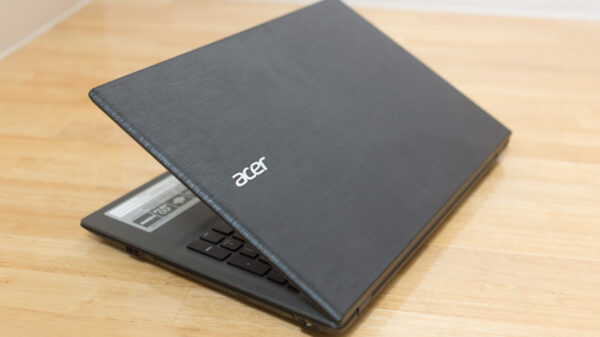 Acer Aspire E5 2015 Review 5