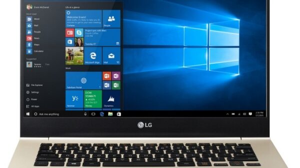 LG gram 14 ultrabook with Intel Broadwell processor and Windows 10