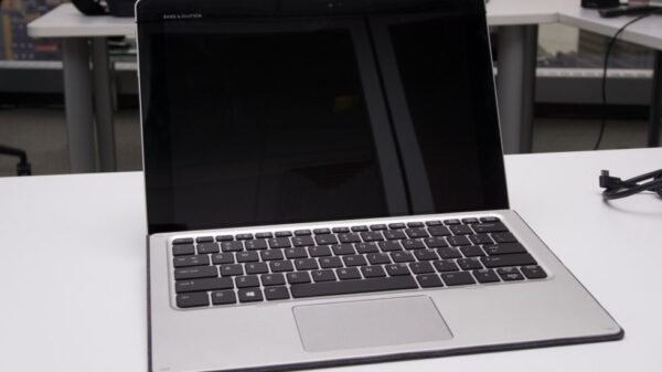 HP Elite x2 600 01