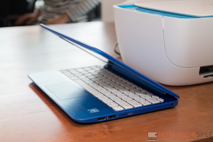 HP Stream 2016 Hands-on-13