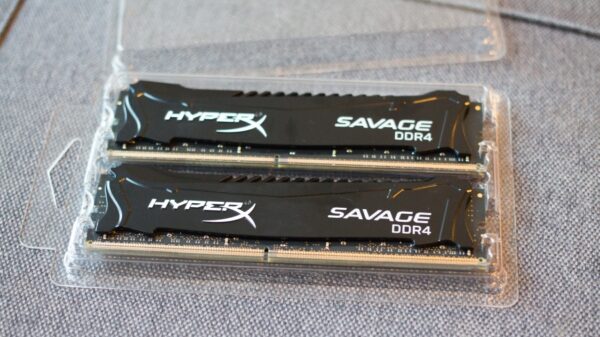 HyperX Savage DDR4 2800 6 900