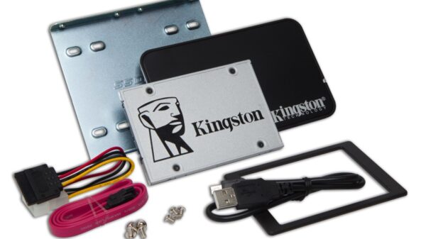 Kingston UV400 Bundle SUV400S3 900